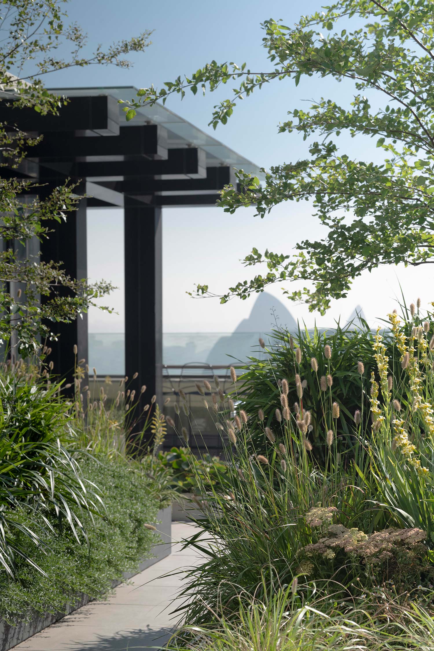 Garden Design Sky Line 0606