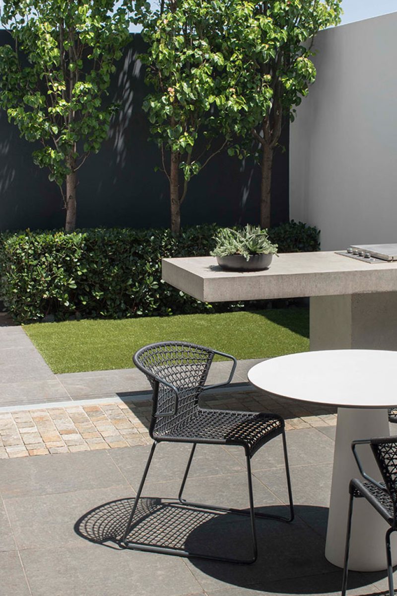 SG-Outside-dining_005
